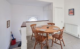 Beautiful Sea View Apartment In St Leonards On Sea