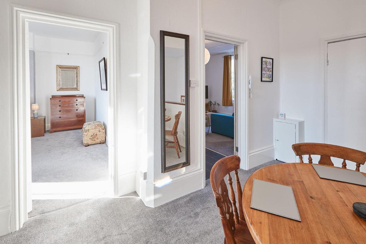 Beautiful Sea View Apartment In St Leonards On Sea Buitenkant foto