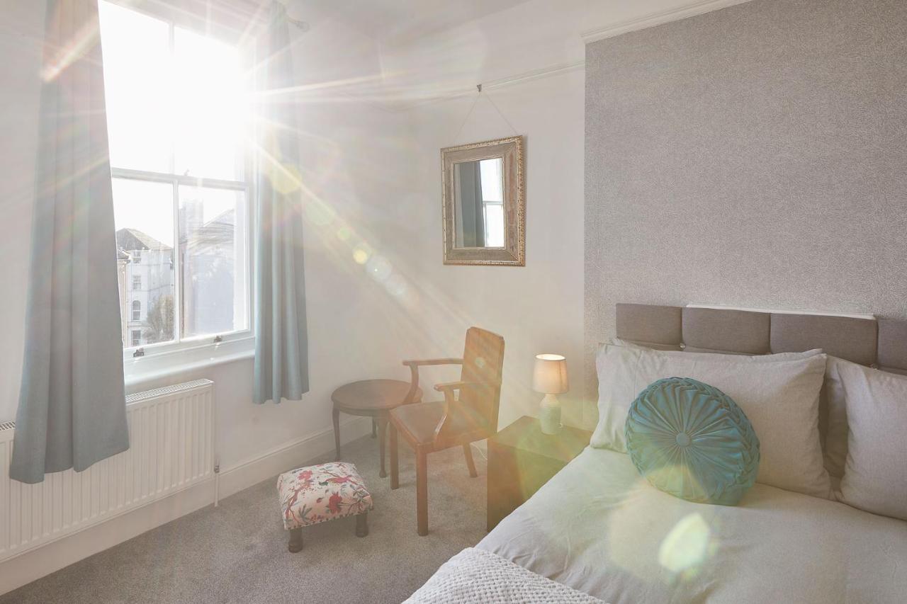 Beautiful Sea View Apartment In St Leonards On Sea Buitenkant foto