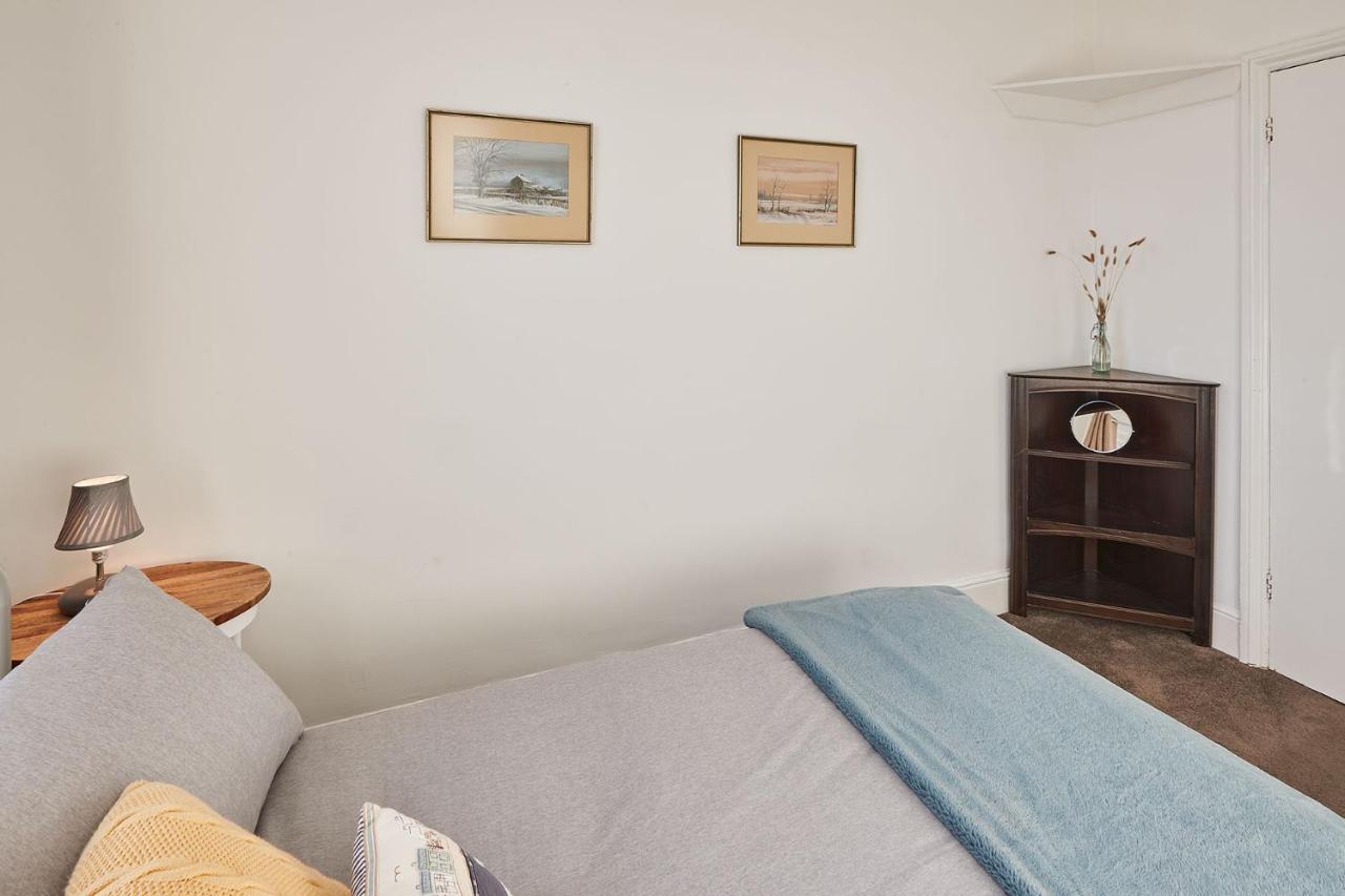 Beautiful Sea View Apartment In St Leonards On Sea Buitenkant foto
